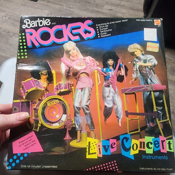 Barbie Rockers Live Concert Set - Pink and Silver - Picture 1 of 2